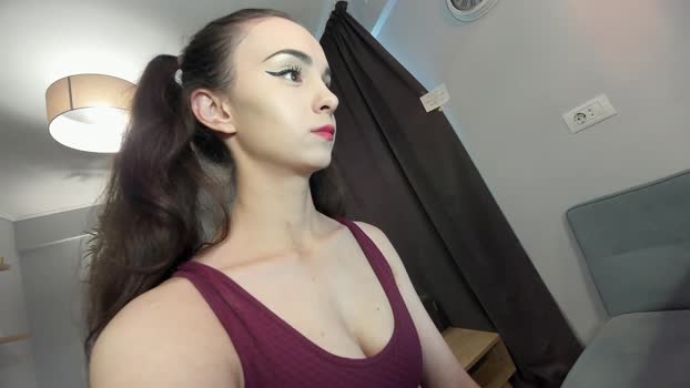 ehotlovea Chaturbate Female 14-07-2025