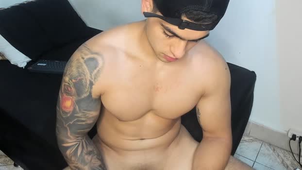 nicolasmuscle strip Webcam SHOW @ Chaturbate 15-07-2025