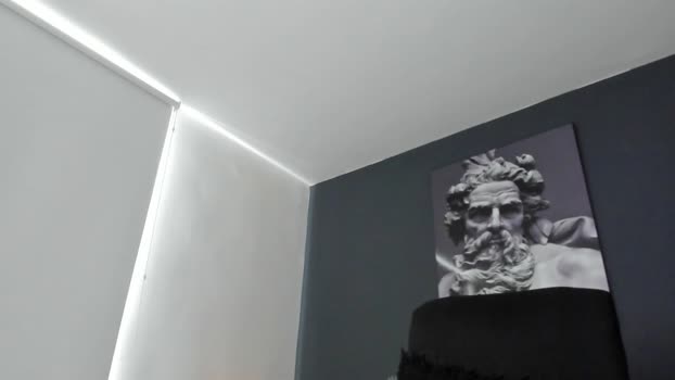 simon_leon01