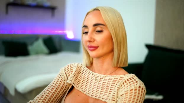 blondiefromtheblock fuckher Webcam SHOW @ Chaturbate 17-07-2025