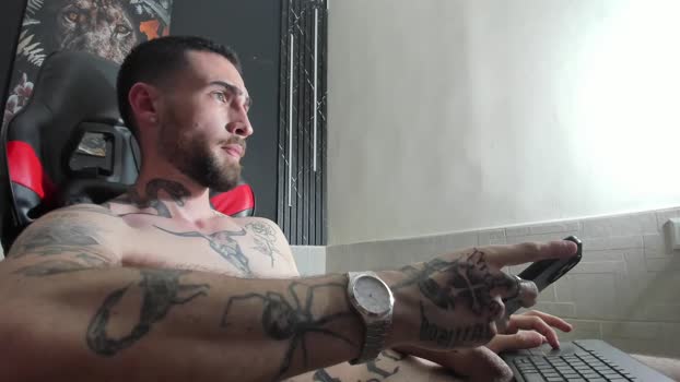 luke_davis01 squirt Webcam SHOW @ Chaturbate 17-07-2025