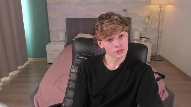 lovely_kevin_ fuckme Webcam SHOW @ Chaturbate 19-07-2025