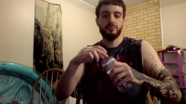 alternative_vibes16843 21-07-2025 video kissing