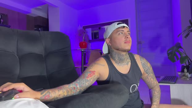 tattoguys_cums 01-08-2025 video cute