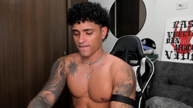 alessandro_vanni 02-08-2025 video toys