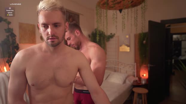 muscularfriend 01-08-2025 video sweet