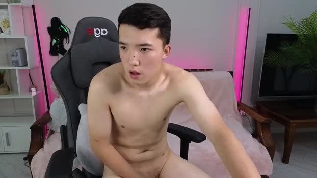 nudetension 03-08-2025 video striptease