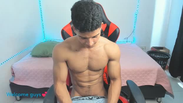 oliver_thompsson 03-08-2025 video jerking