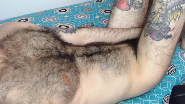 taylor__06 05-08-2025 video kissing