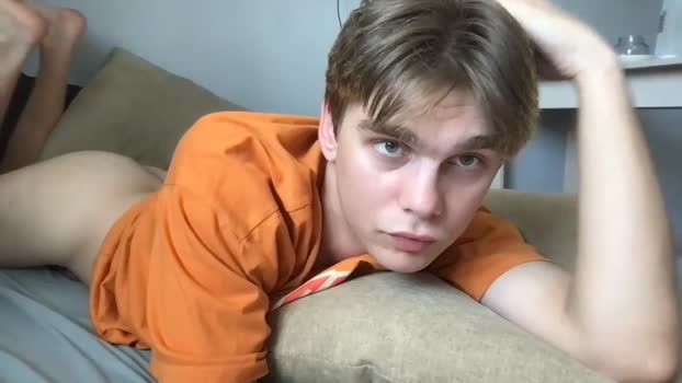 tasteithorny 09-08-2025 video kiss