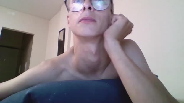 glasses_cat 09-08-2025 video cute