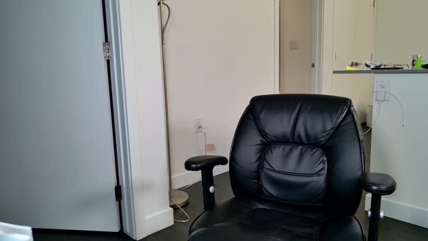 tayls4255 12-08-2025 video legs