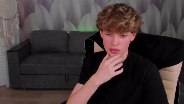 lovely_kevin_ 13-08-2025 video kiss