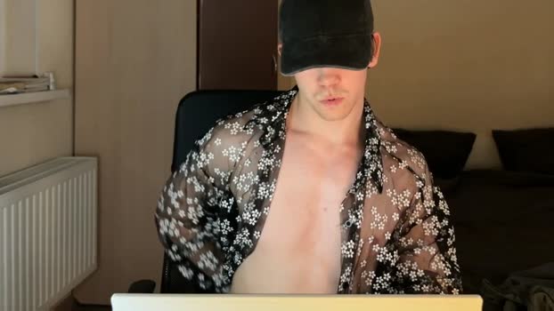 luca_syn 15-08-2025 video juicy