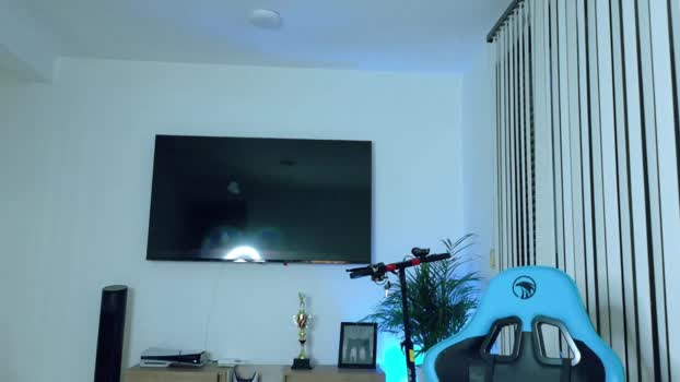 dylanrivera_ 17-08-2025 video beauty