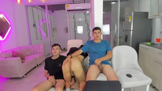 boysdeluxemilitary 20-08-2025 video fuckme