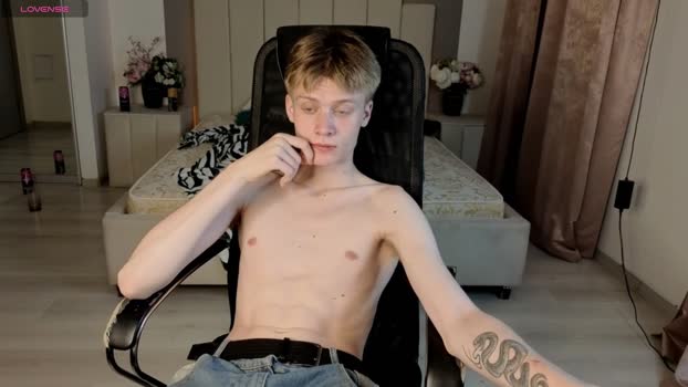 louie_evans 20-08-2025 video big