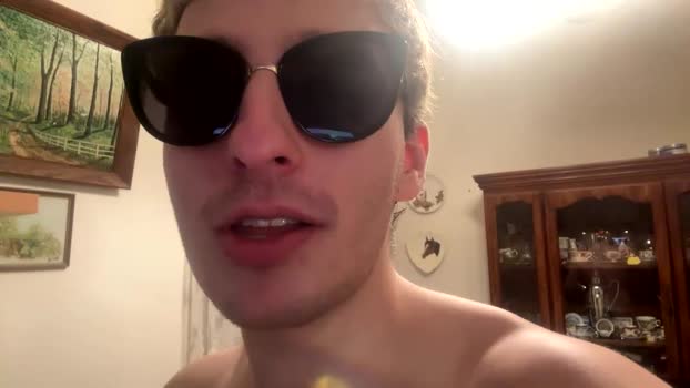 tallhandsomehung69 21-08-2025 video legs