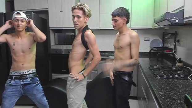 voyeurism_guys 22-08-2025 video Show