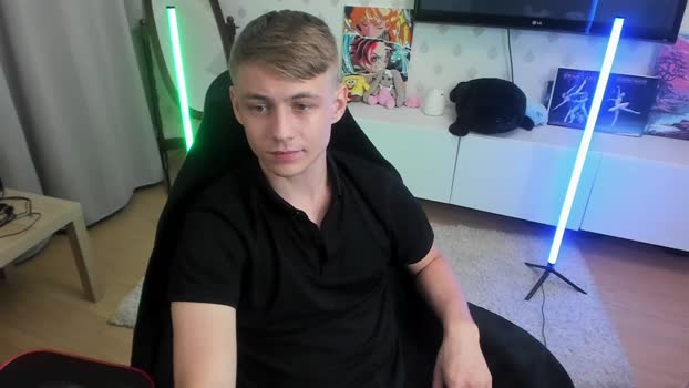 ermak_reborn 26-08-2025 video kiss