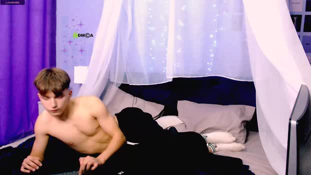 travis_wolf_ 27-08-2025 video playtime