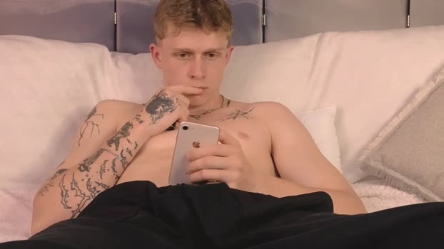 talkinghead7 28-08-2025 video natural