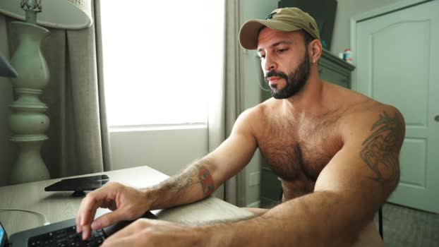 brucestryker 29-08-2025 video striptease