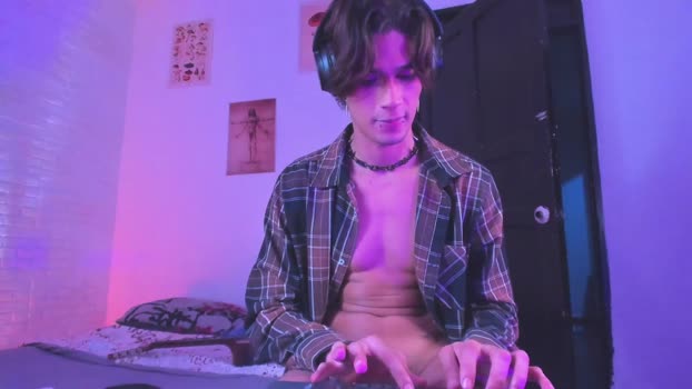 black_skull22 01-09-2025 video bicurious