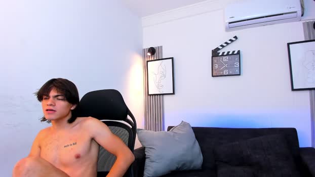 interracial_wallen 05-09-2025 video suckcock