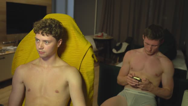 _sopranos_ 15-09-2025 video fingers