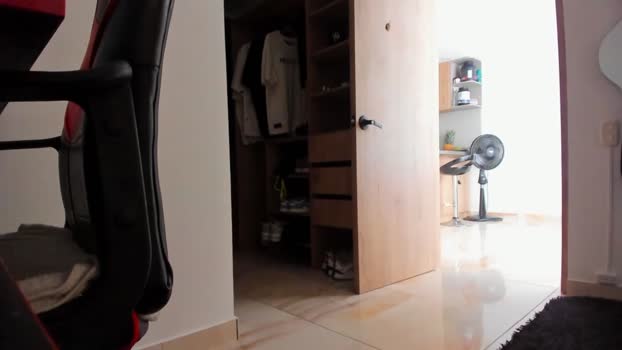 jhonaldsw 14-09-2025 video kiss