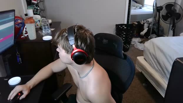 bubblebuttbdn 18-09-2025 video legs