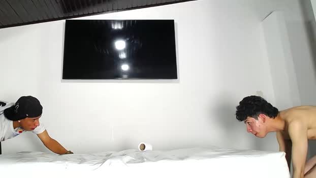 gnecos 18-09-2025 video gay