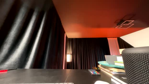 c_o_n_q_u_e_r 21-09-2025 video Show