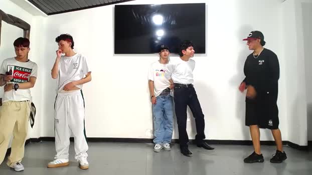 gnecos 25-09-2025 video striptease