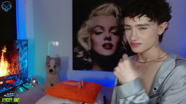 maxiy_001 30-09-2025 video moan