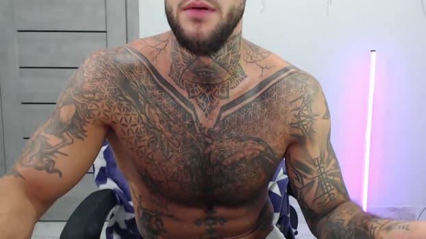 maxi_foxxx 01-10-2025 video handsome