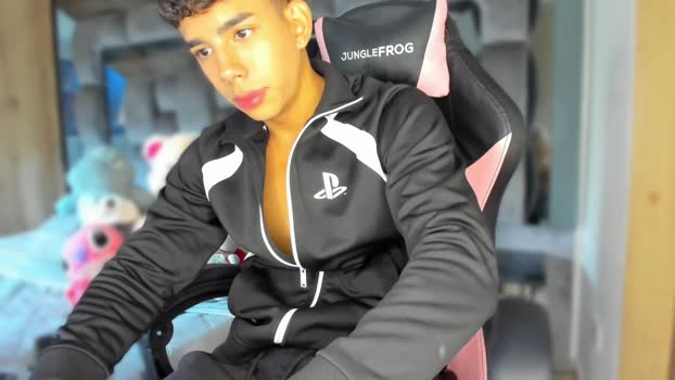 andrew_twink18 02-10-2025 video Porn