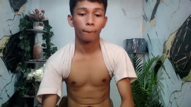 chick_renz 02-10-2025 video blowjob