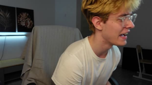 logan_fraser 04-10-2025 video beauty