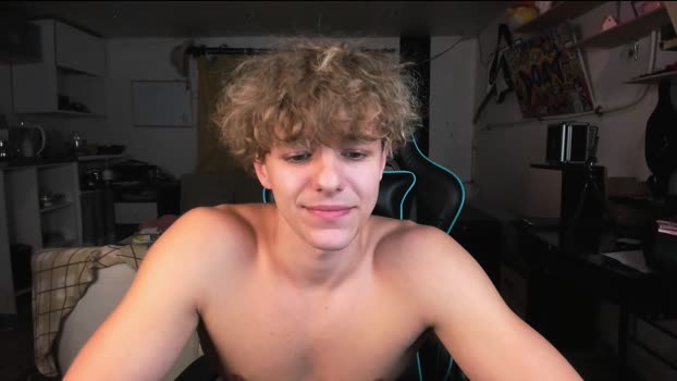 naughty_nik43 04-10-2025 video fuckher