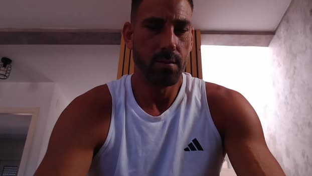 tinoclandestino 05-10-2025 video sexybody