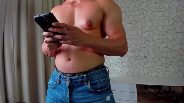 clintmasterss 06-10-2025 video kiss