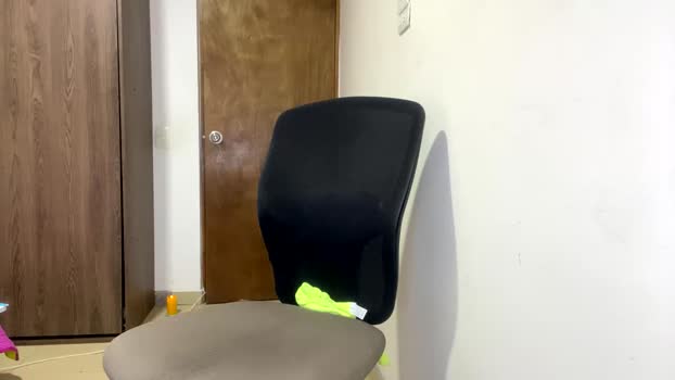 aw0052 09-10-2025 video naked