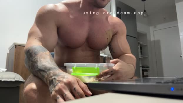 couplemuscle40 09-10-2025 video sexy