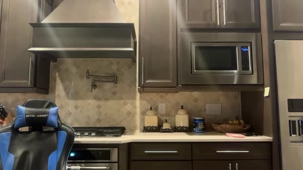 hungkingg22 10-10-2025 video suck