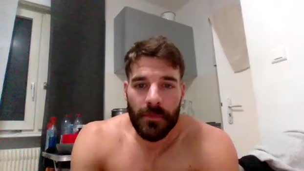 adrian1991_1991 12-10-2025 video kiss