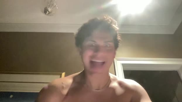 college27816672 13-10-2025 video love