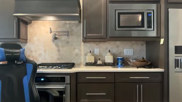 hungkingg22 14-10-2025 video cute