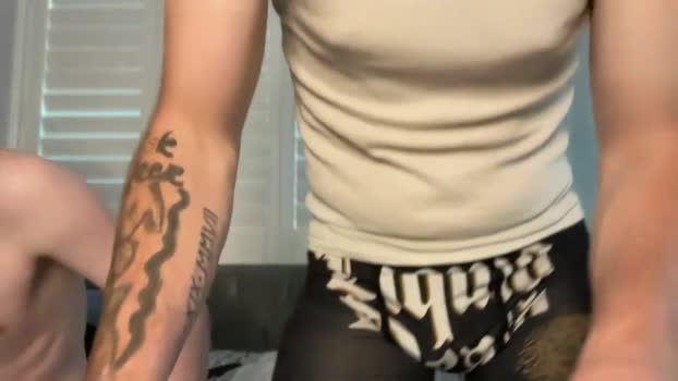 spicey_twins_tv 16-10-2025 video fingers